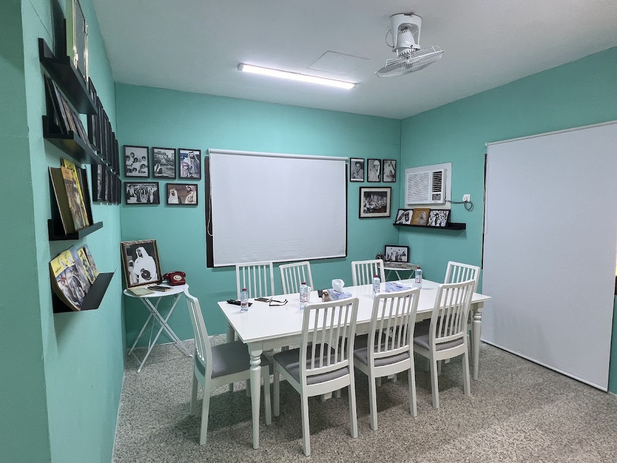 Al Embratoor Cook & Restaurant