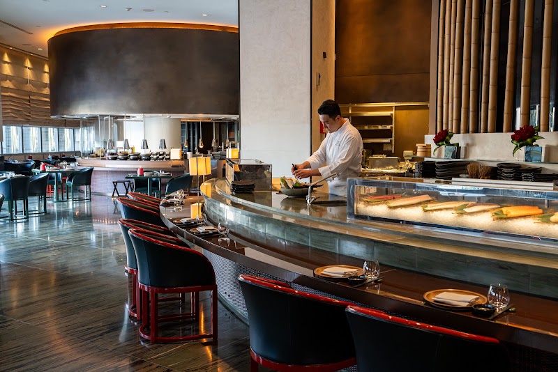 Armani/Hashi