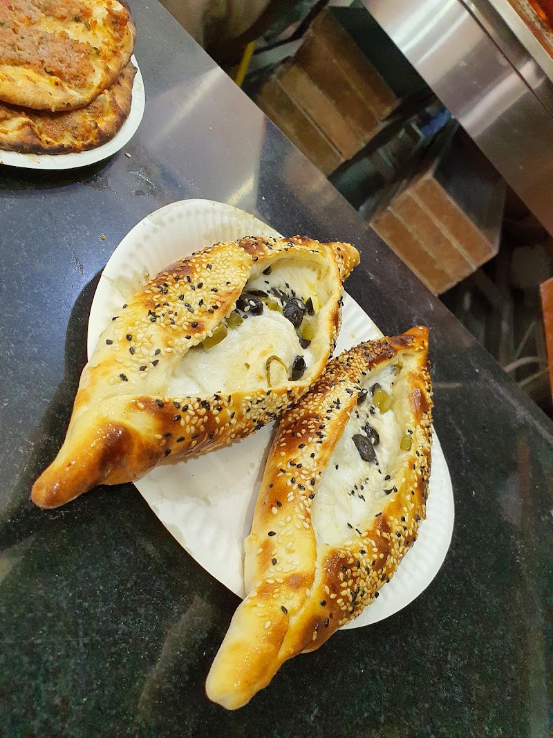 Aush Al Bulbul Restaurant