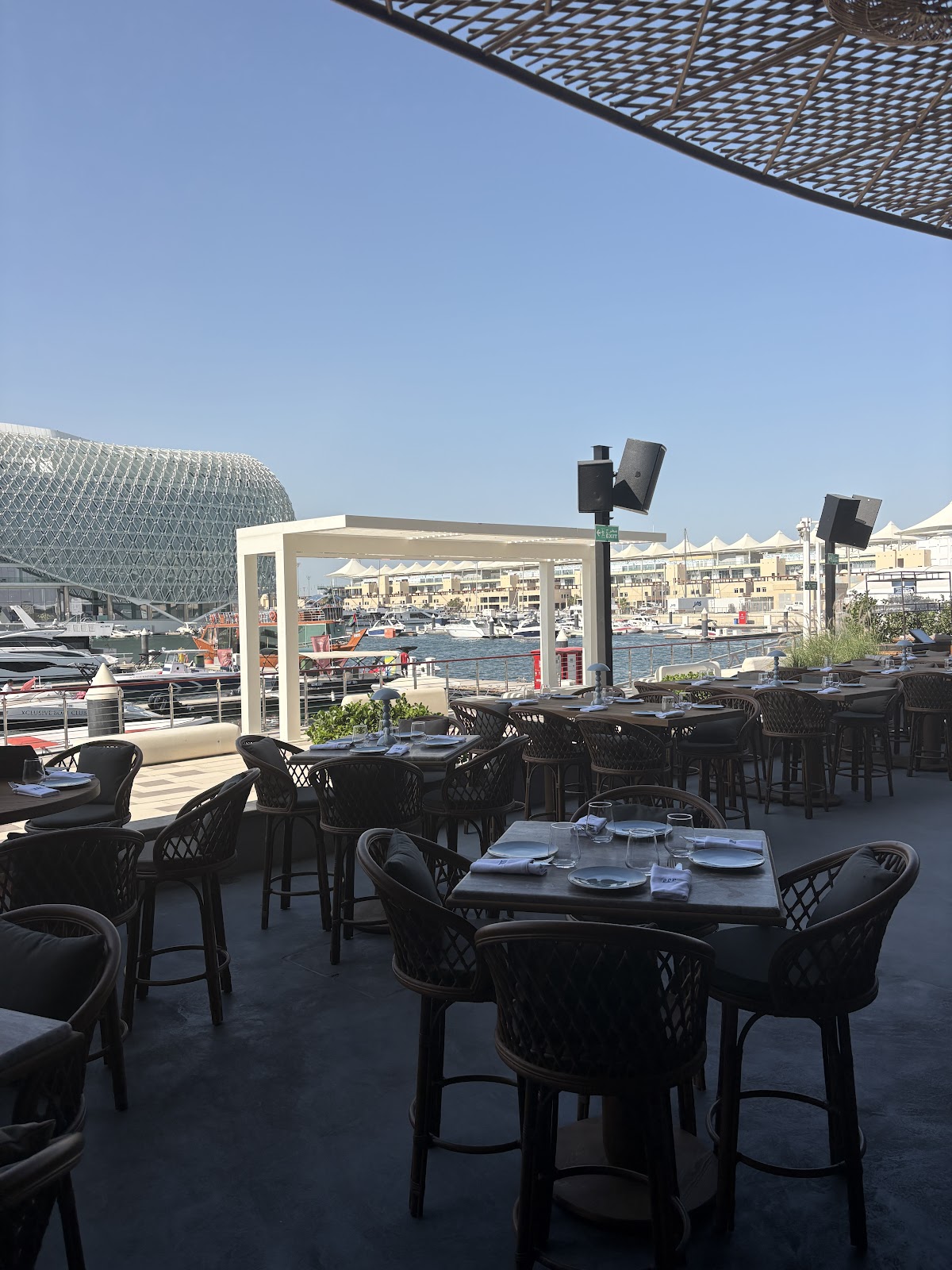 Bar Du Port Abu Dhabi