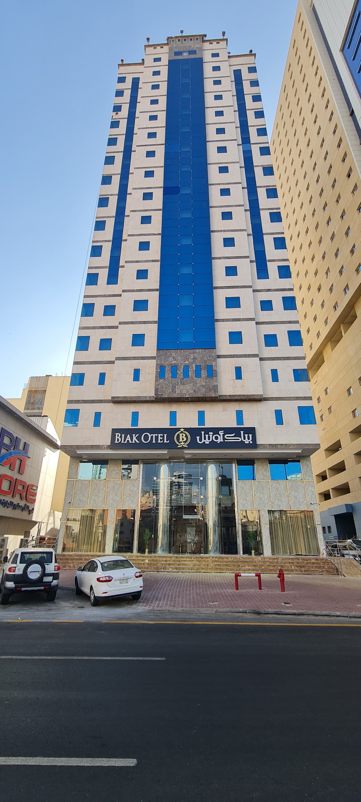 Biak otel