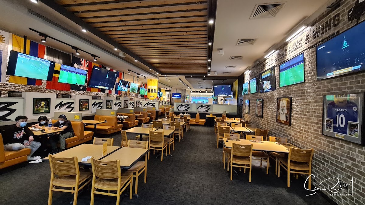 Buffalo Wings & Rings