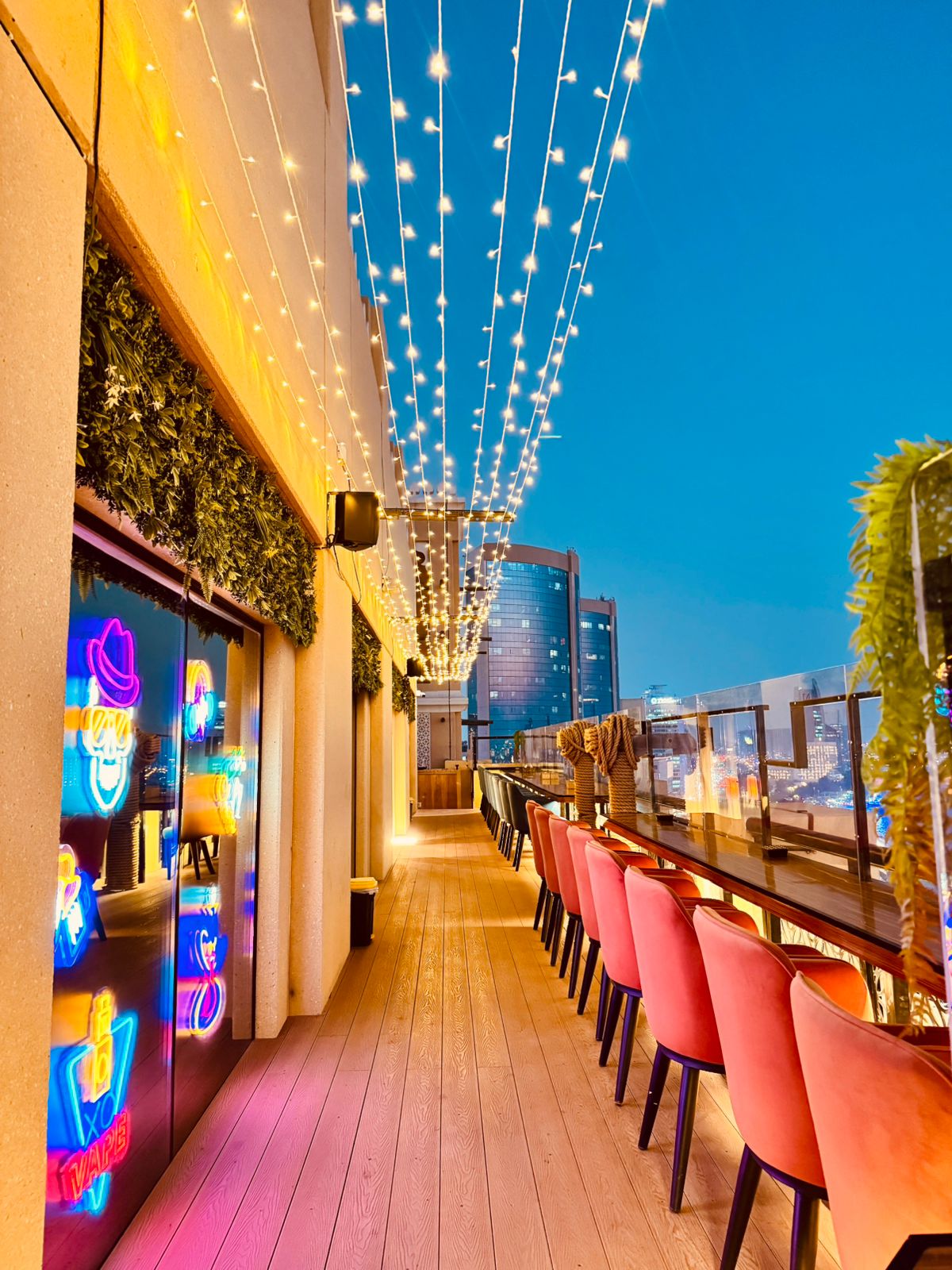 CnC DXB - Clouds and Cocktails - Rooftop Resto Pub