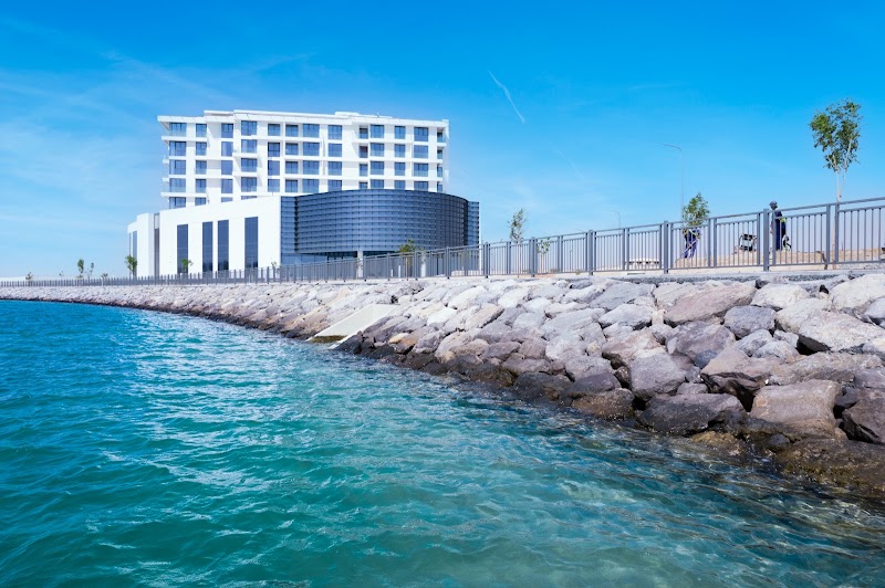 Cosy Studio Apartment in Blue Bay Walk