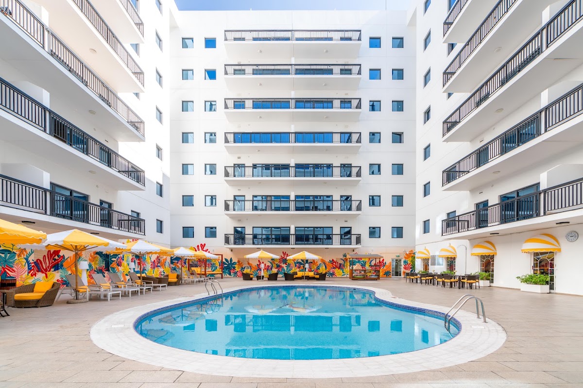 Golden Sands 10
