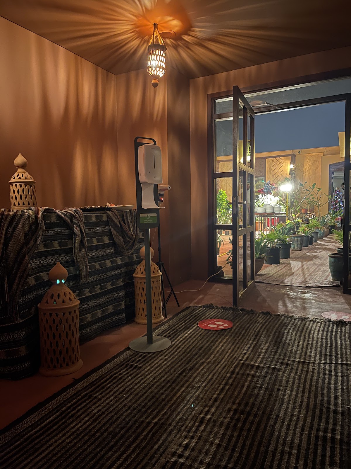 Hamra Restaurant and Sheesha Lounge