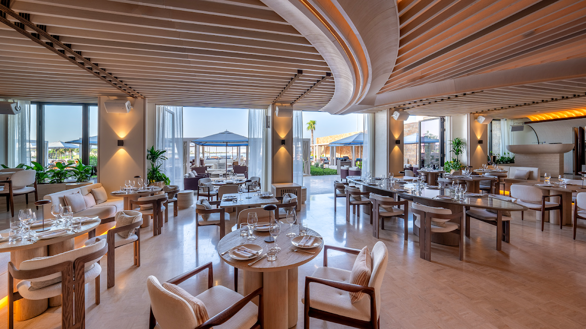 Ilios Restaurant & Beach Club