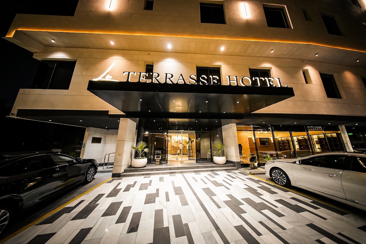 La Terrasse Hotel