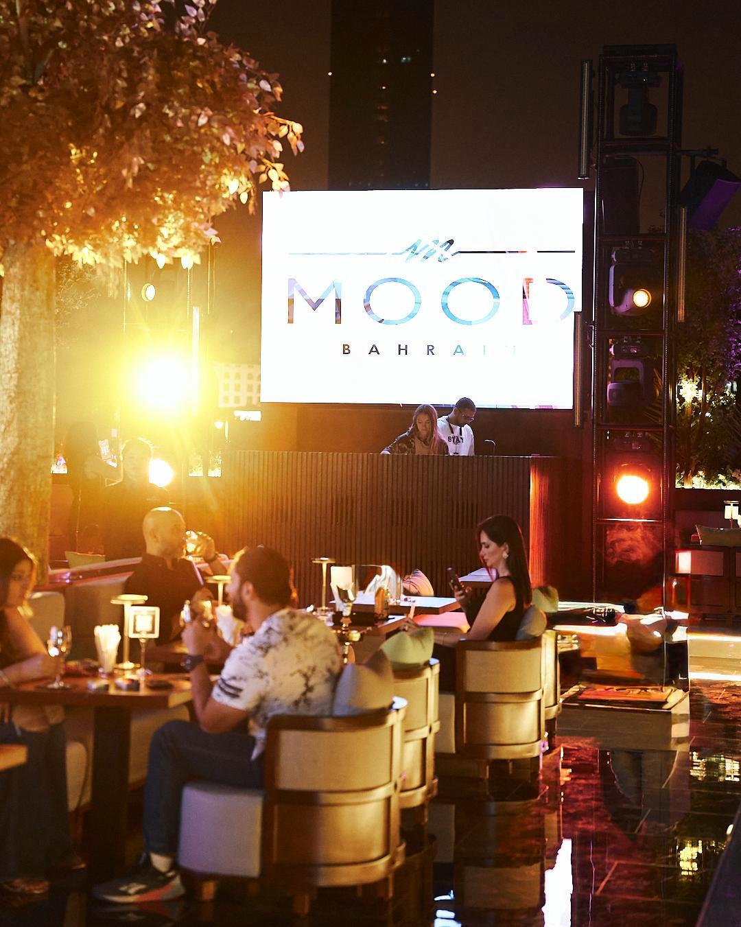 MOOD Rooftop Lounge