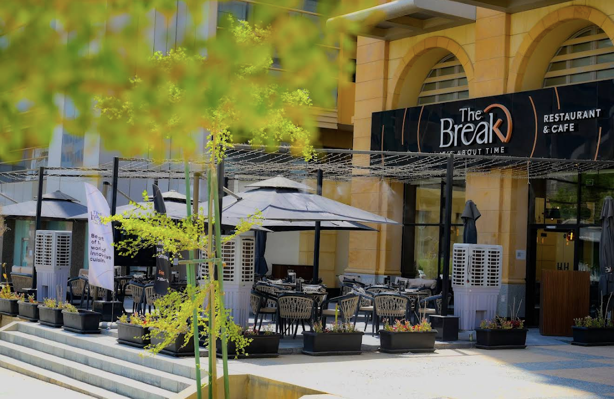 The Break restaurant مطعم ذا بريك