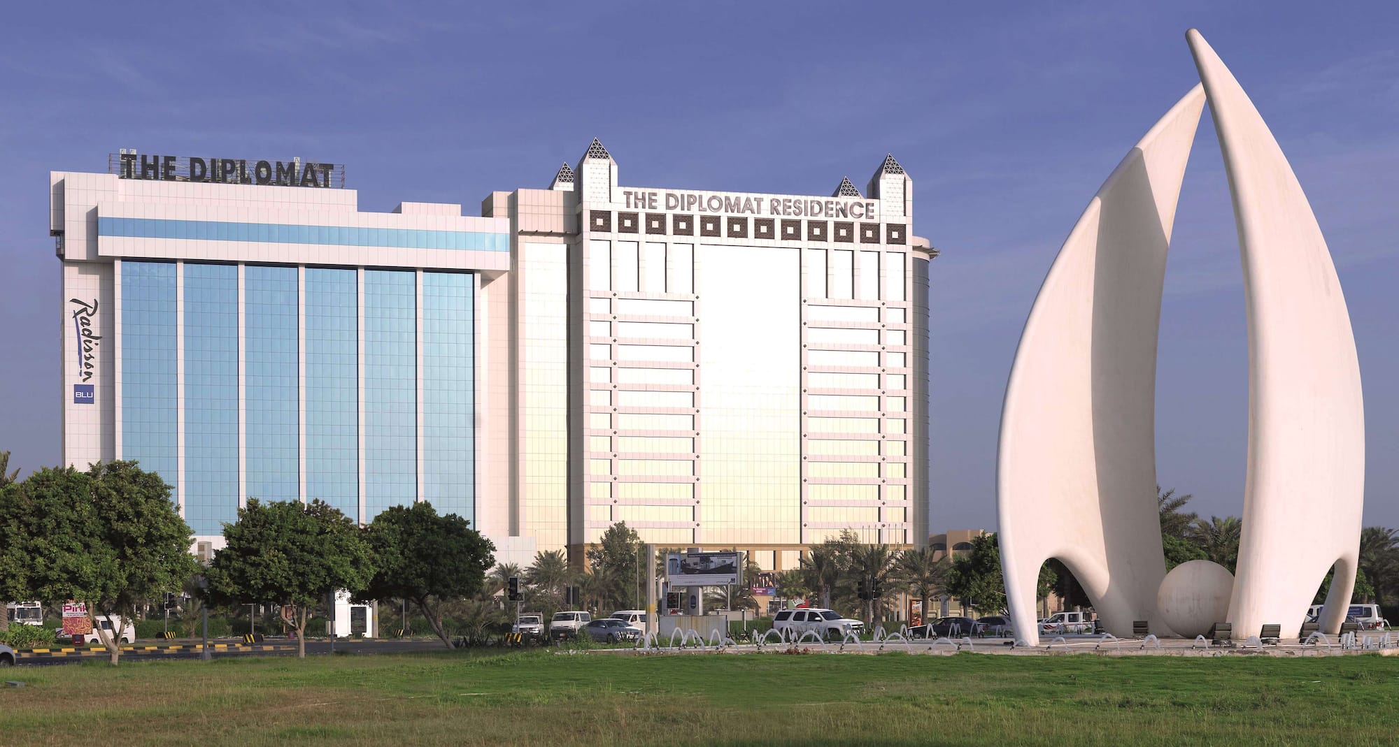 The Diplomat Radisson Blu Hotel Residence & Spa