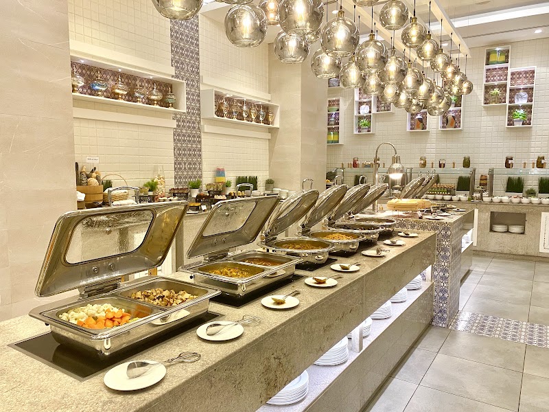 Yasmina Restaurant